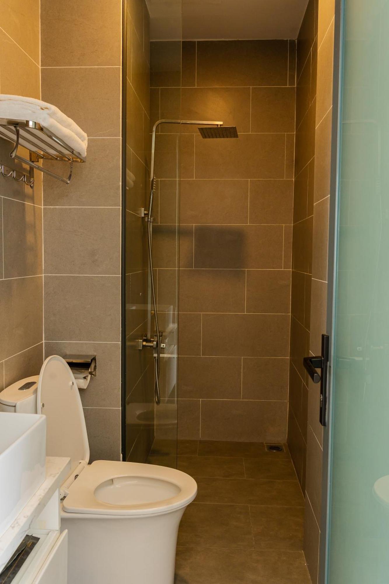Lee Charming Hotel Nha Trang Exterior photo